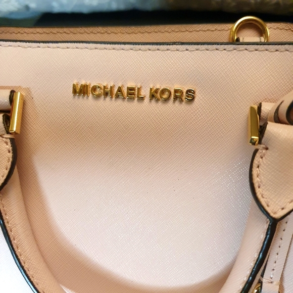Michael Kors Pink Crossbody Bag - Picture 8 of 9